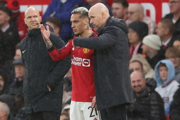 ADRIE: Alonso tạo ra lịch sử của các nhà máy dược phẩm. Tenghach đã lãnh đạo Manchester United và cá